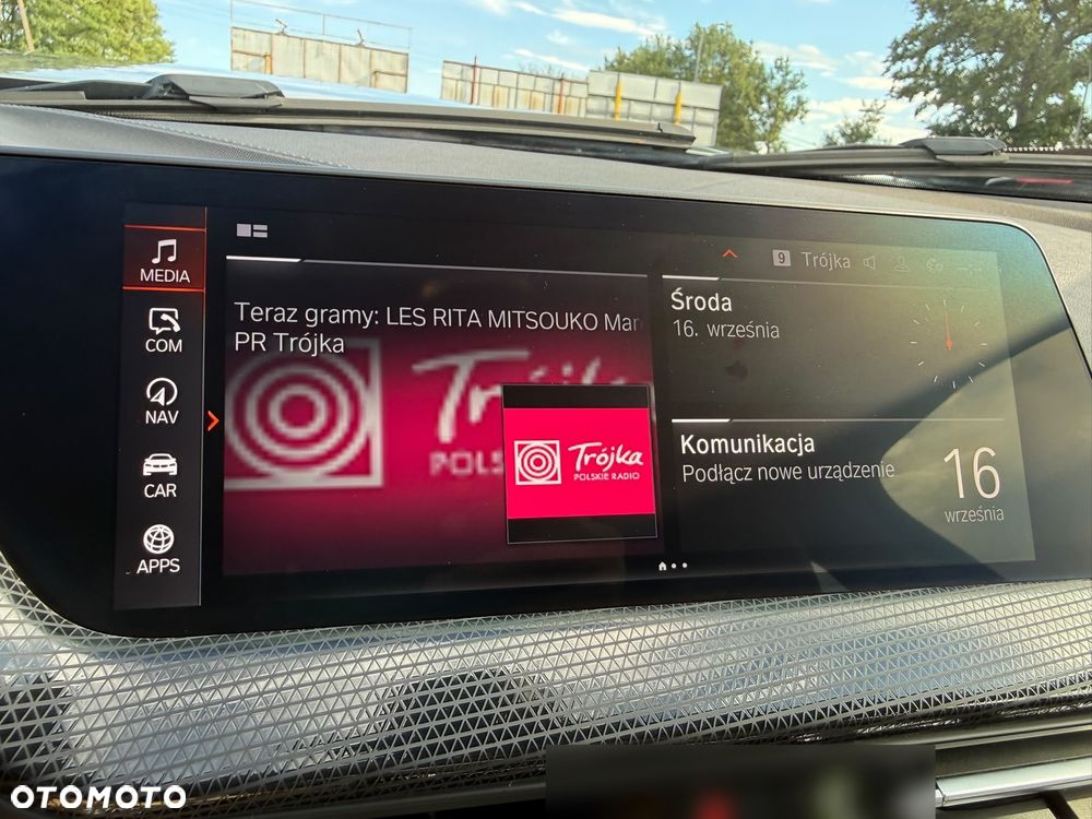 BMW Seria 2 218i - 18
