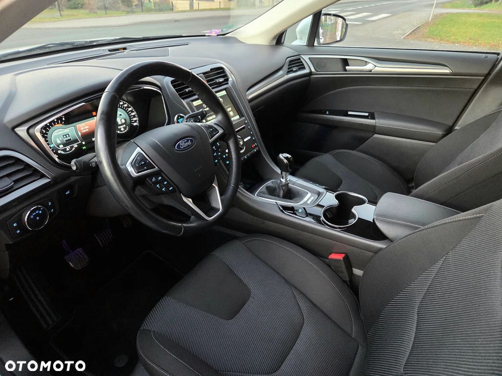 Ford Mondeo 2.0 TDCi Start-Stopp Titanium - 11