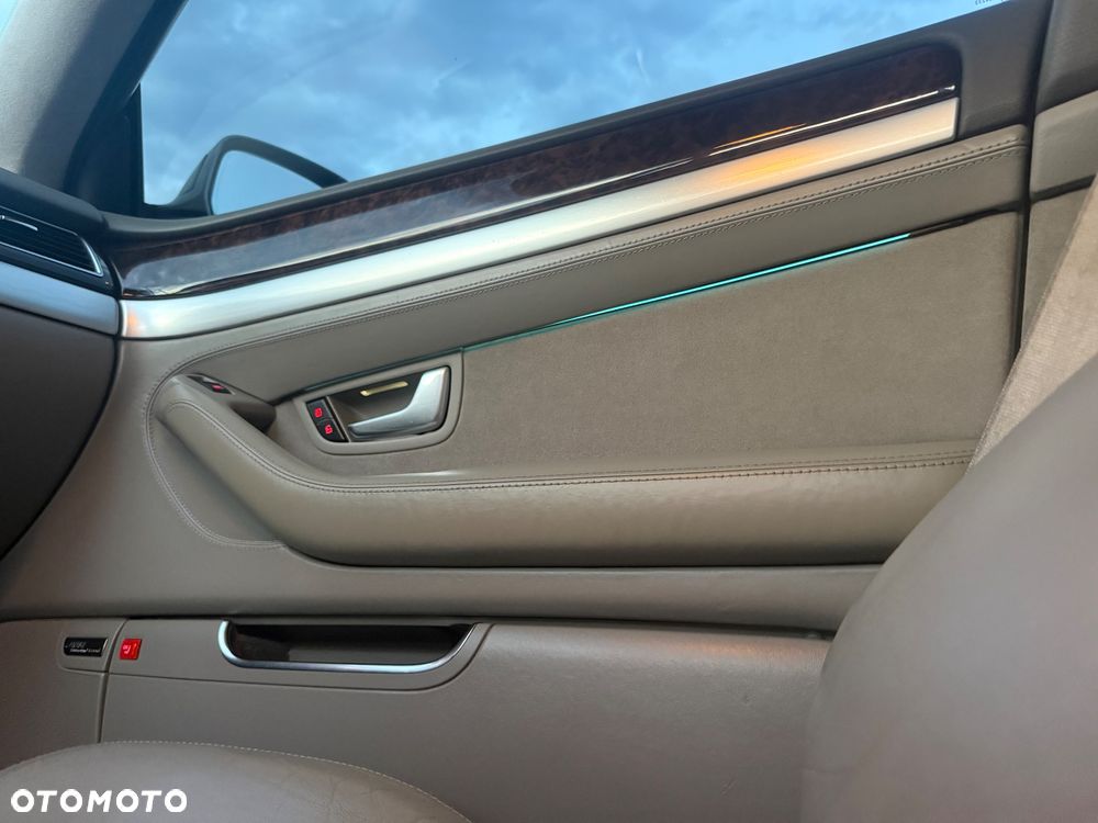 Audi A8 3.0 TDI DPF quattro - 23