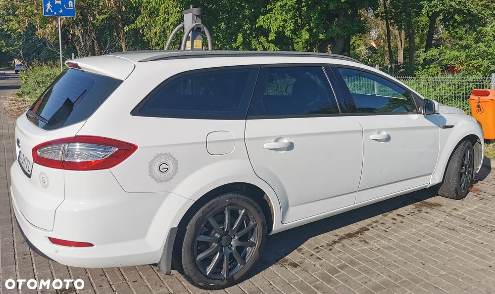 Ford Mondeo 2.0 TDCi Business Edition - 31