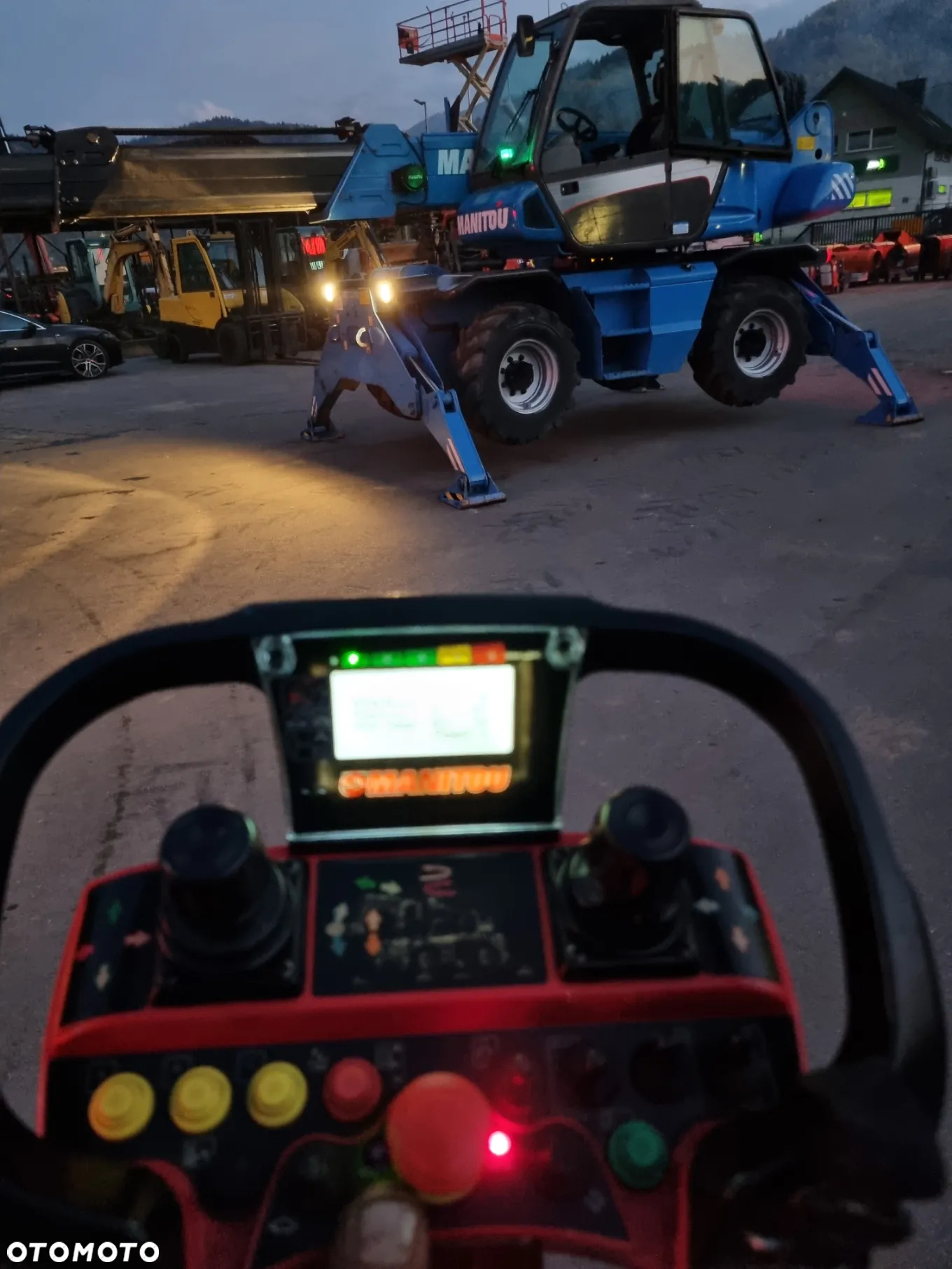 Manitou Ładowarka teleskopowa 18 metrów MRT1840 EASY-ST3B Kosz (Pilot 2 funkcje) Wciągarka Łyżka Widły z Norwegii Jak Nowa 2015r 4100mtg - 18