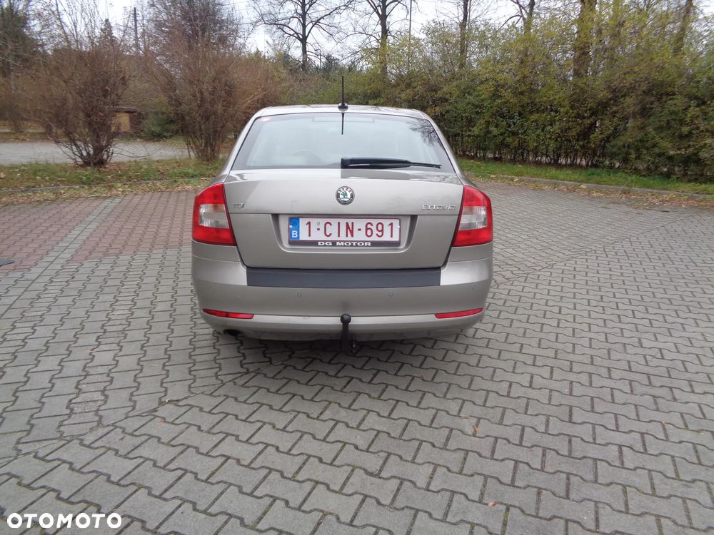 Skoda Octavia 1.6 TDI DPF Active Green tec - 5