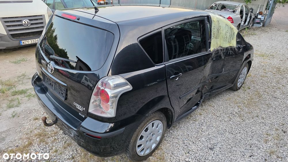 Toyota Corolla Verso 2.2 D-CAT Sol - 9