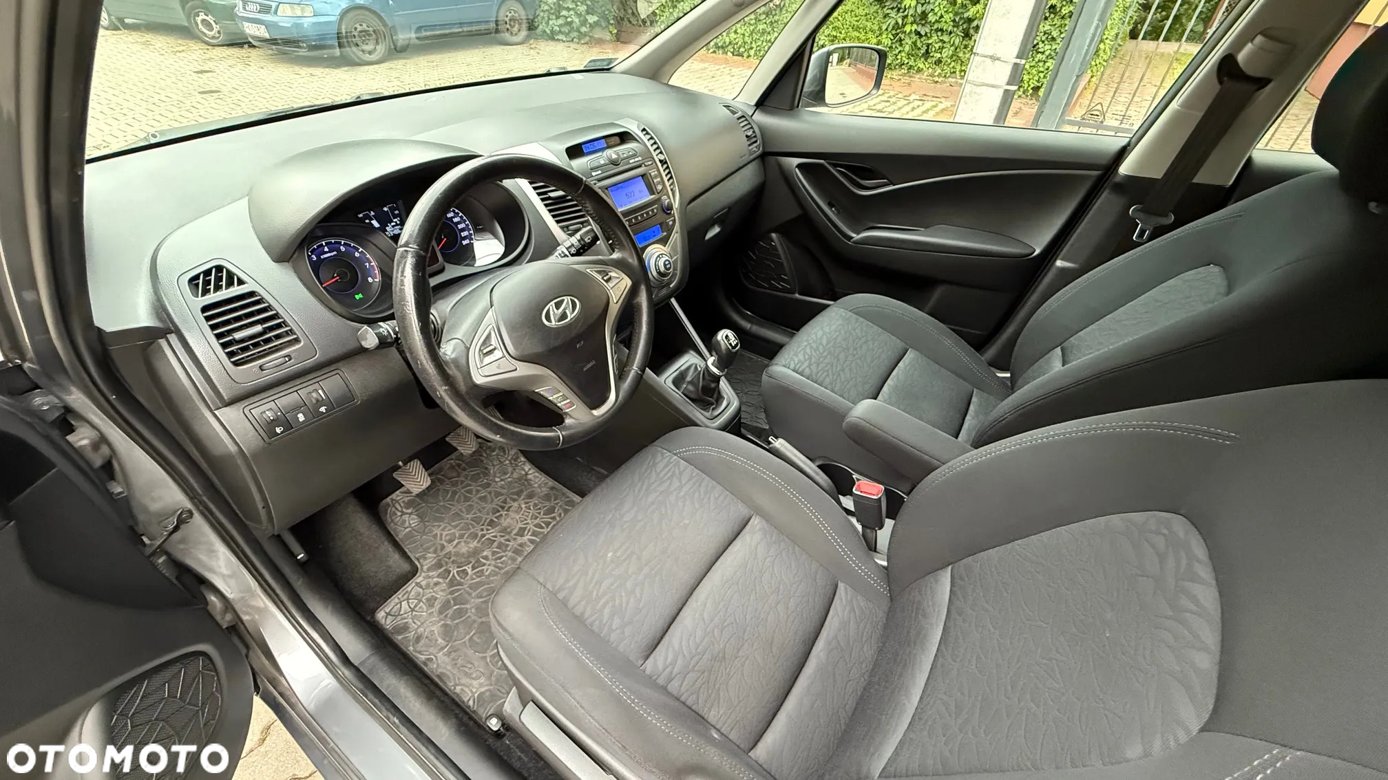 Hyundai ix20 1.6 Premium - 10