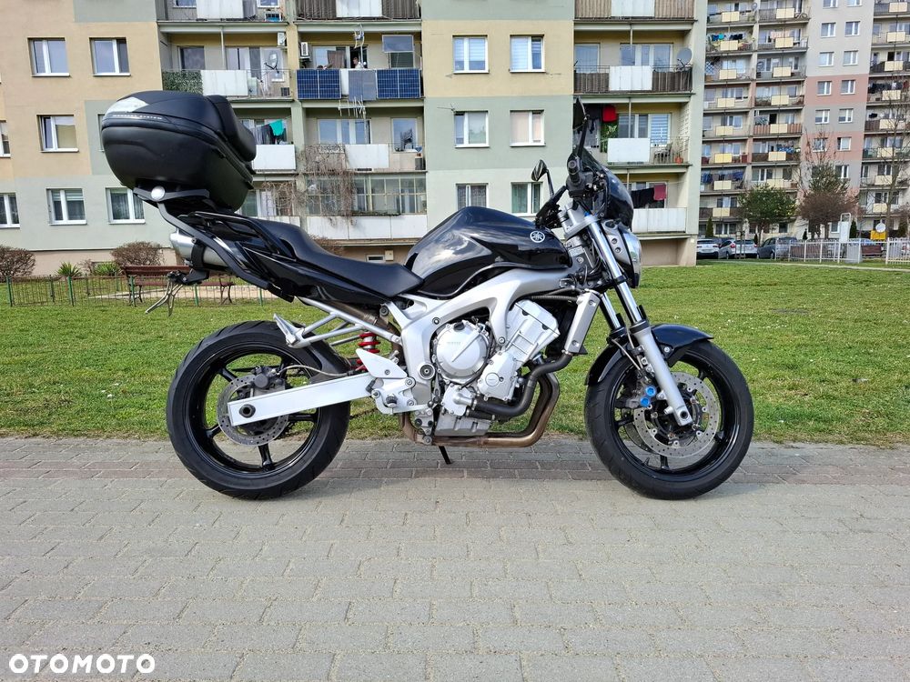 Yamaha FZ6 - 3