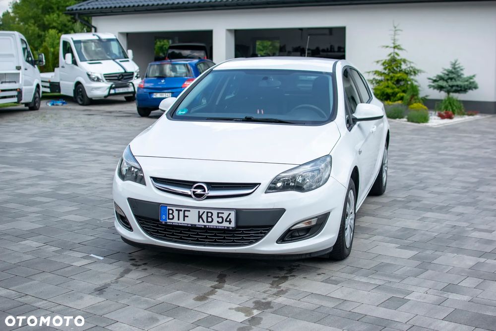 Opel Astra - 32