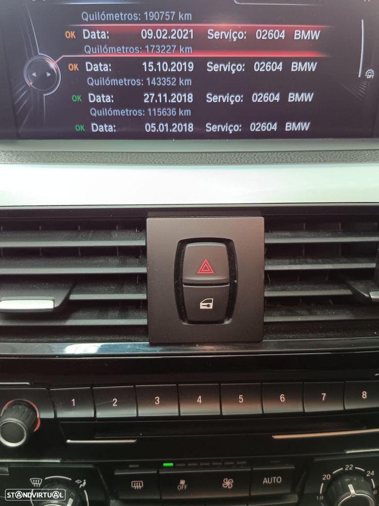 BMW 320 d Auto Line Sport - 17