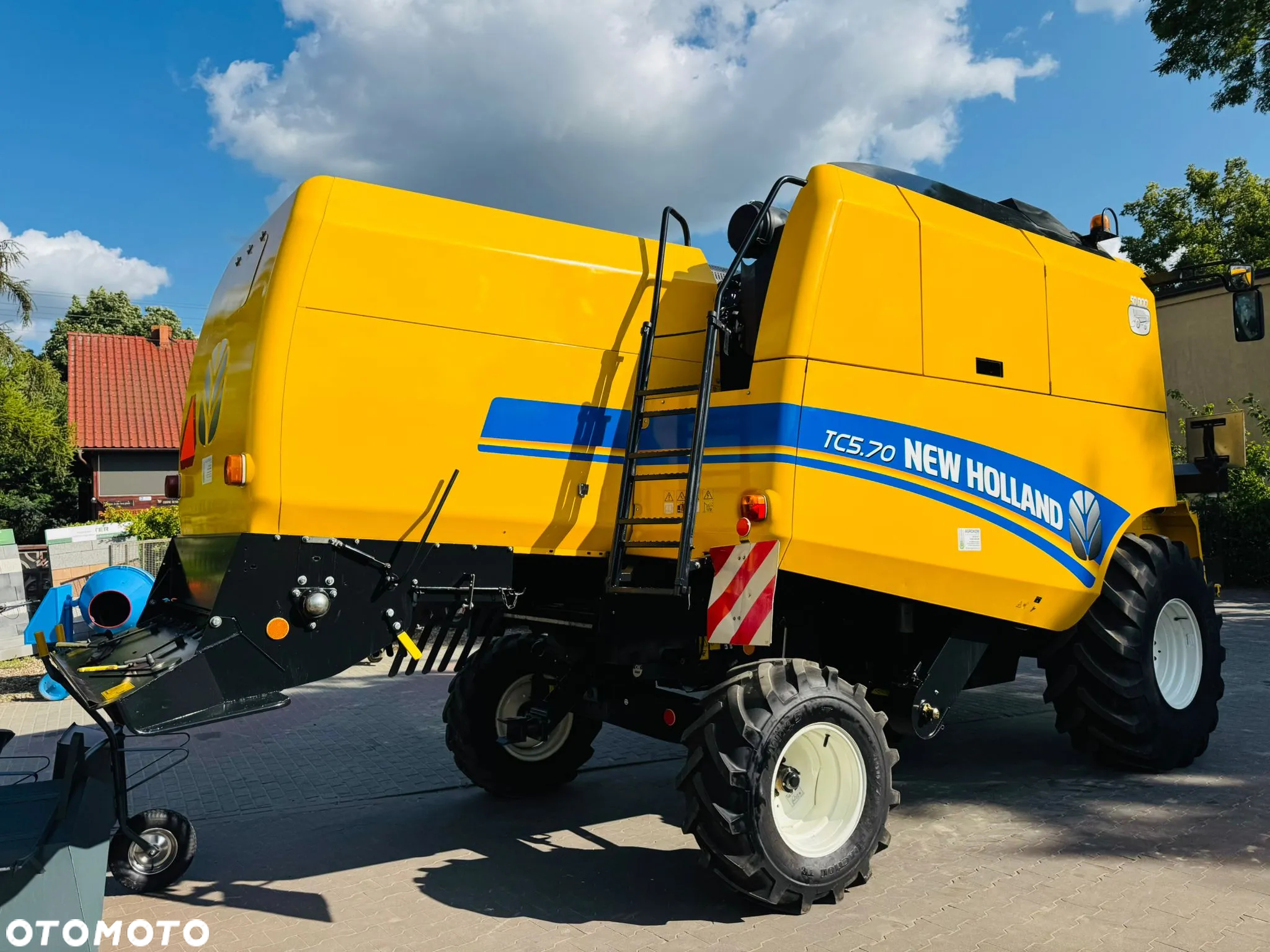 New Holland TC5.70 - 8
