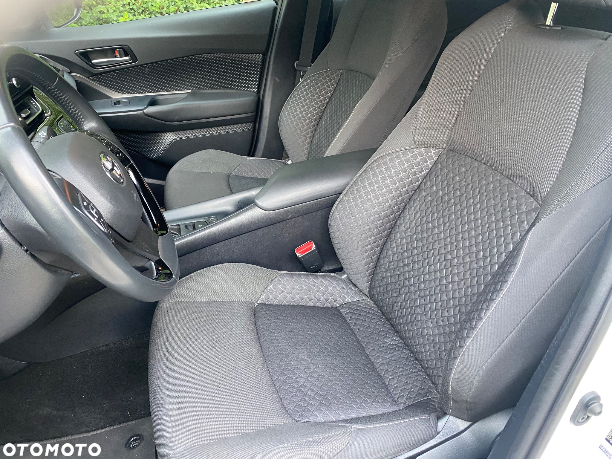 Toyota C-HR 1.8 Hybrid GPF Comfort - 37