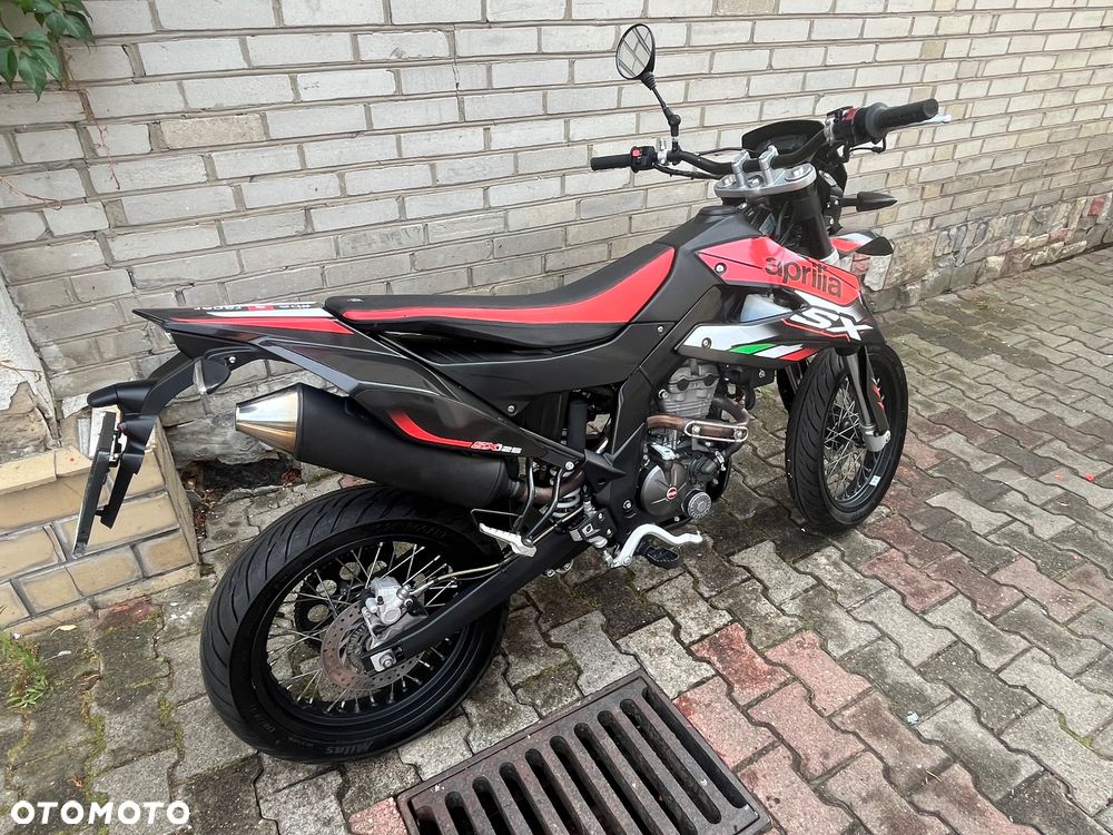 Aprilia SX - 6