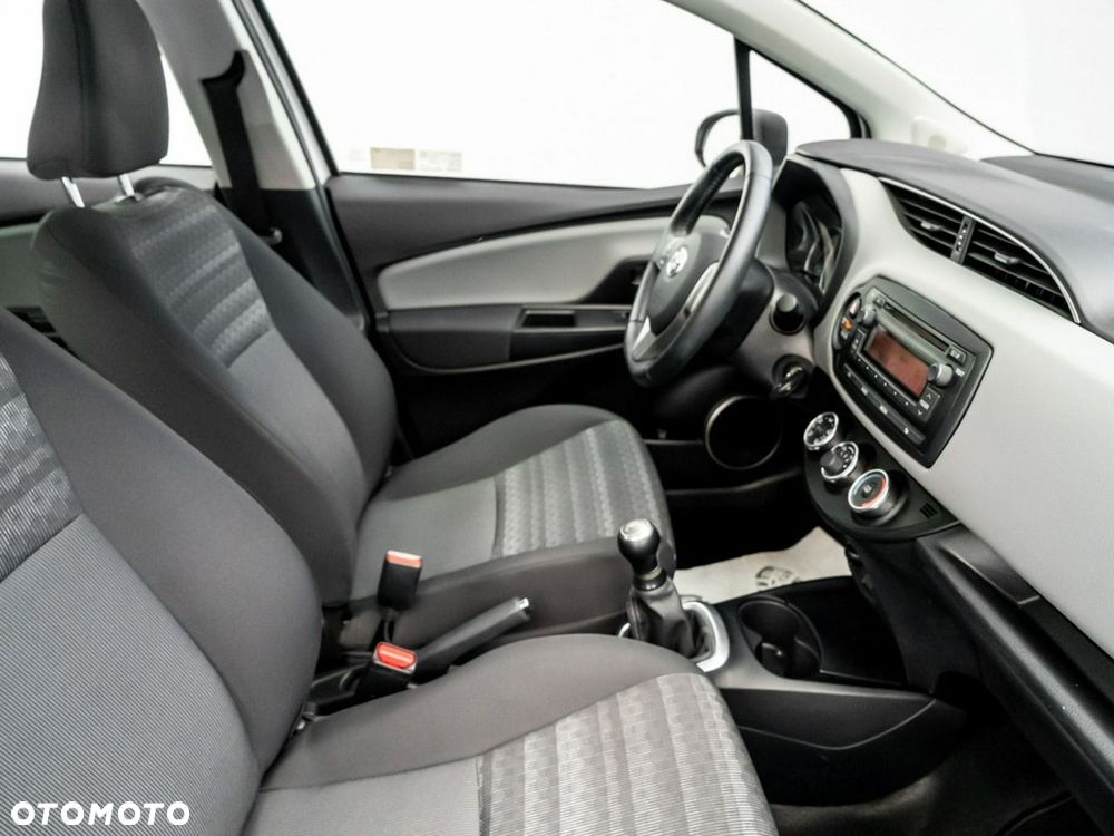 Toyota Yaris 1.0 Active EU6 - 22