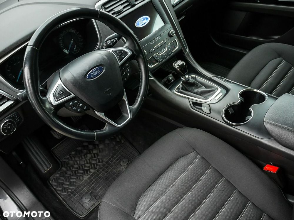 Ford Mondeo - 24