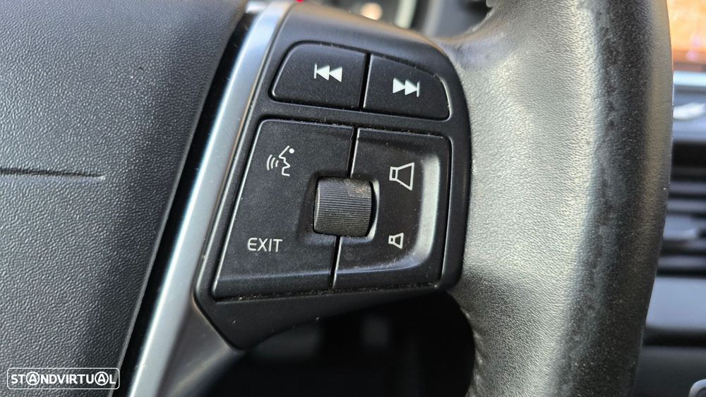 Volvo V40 2.0 D2 Momentum Geartronic - 15