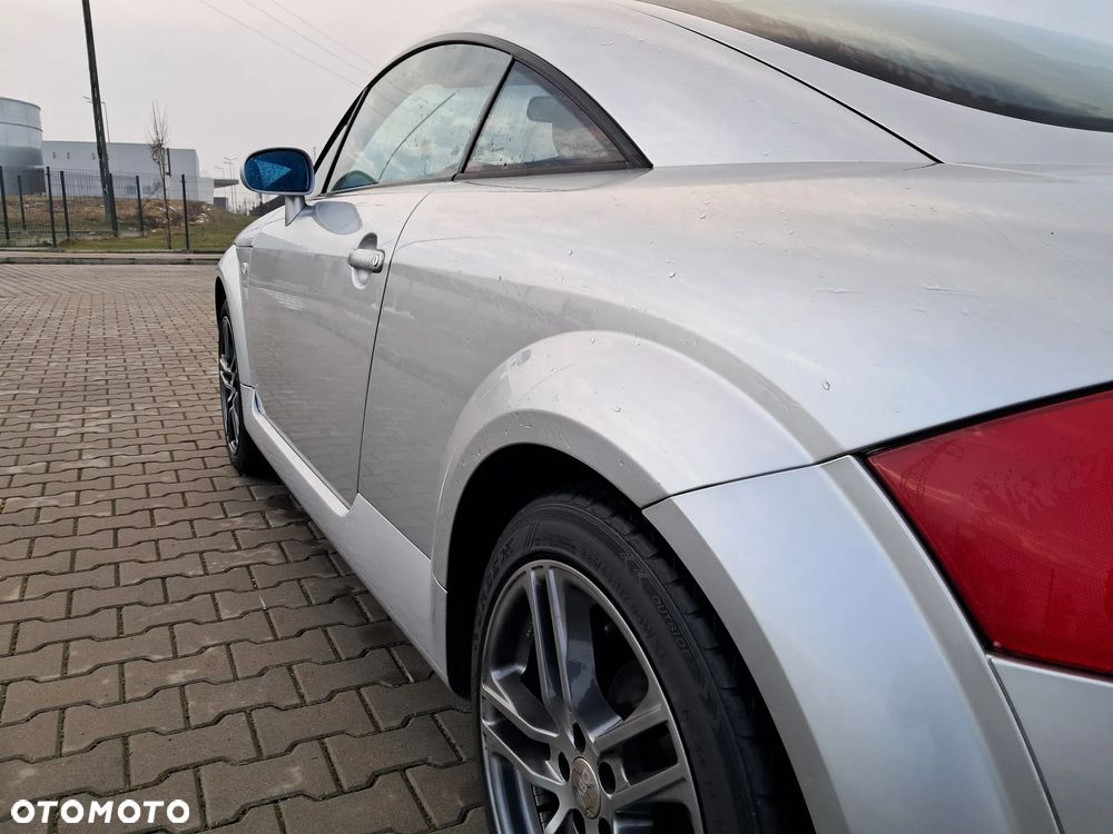 Audi TT Coupé 1.8 T - 12