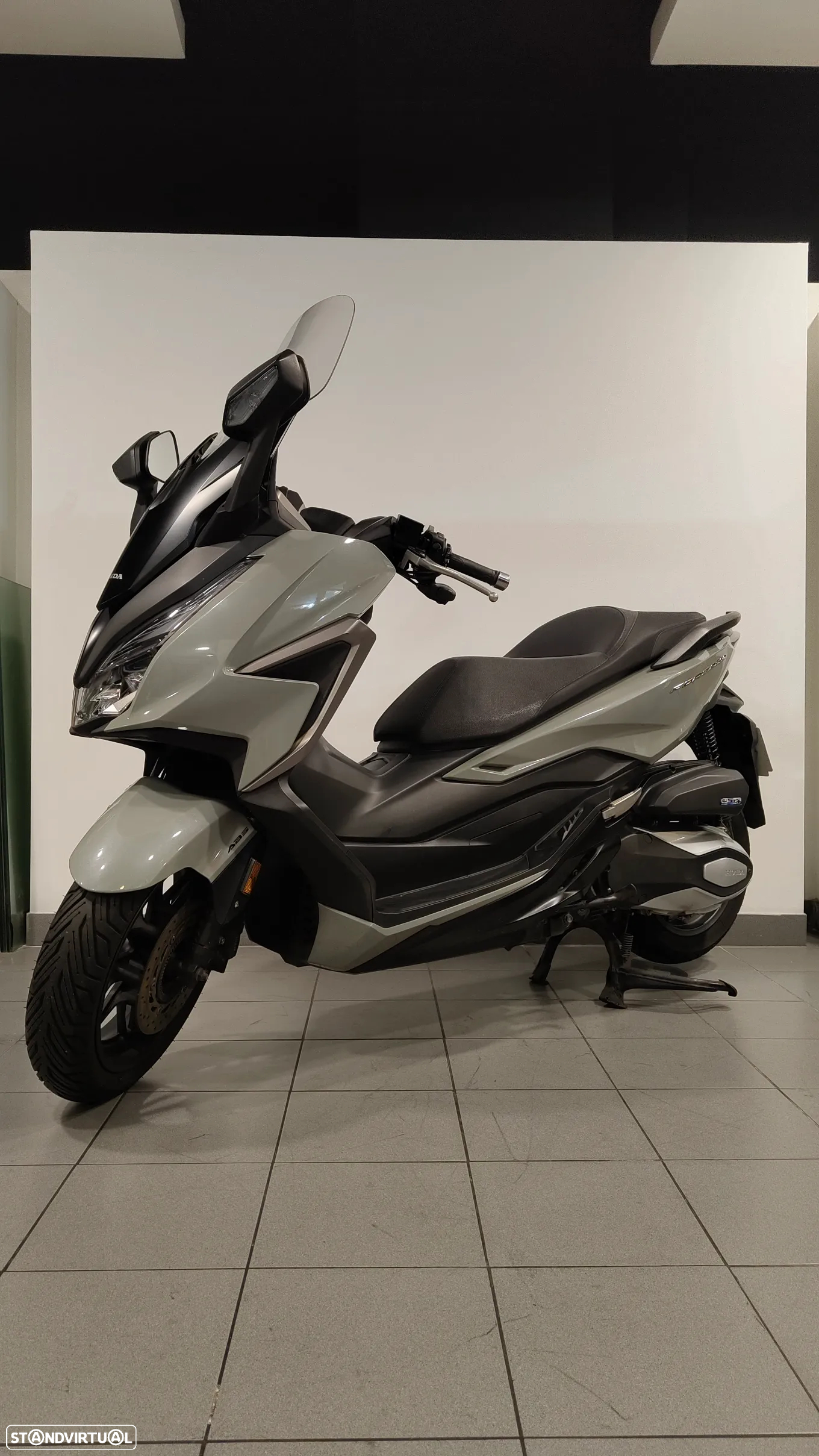 Honda Forza 350 - 3