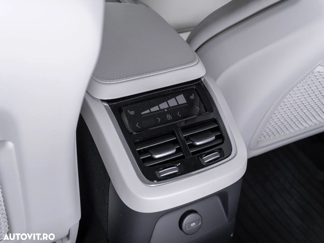 Volvo XC 90 Recharge T8 AWD Plus Bright - 33