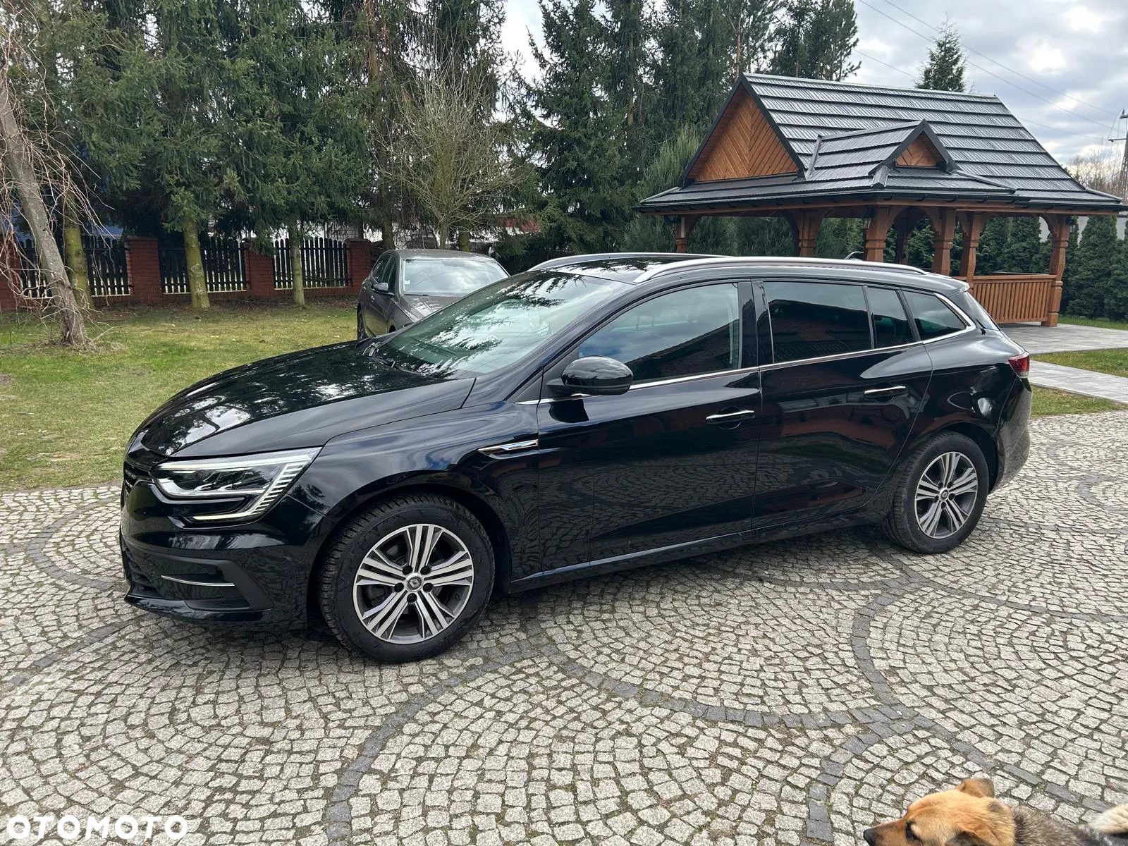 Renault Megane Grandtour TCe 140 GPF EDC LIMITED - 9