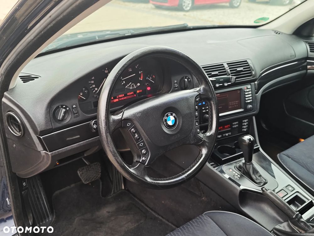 BMW Seria 5 - 27