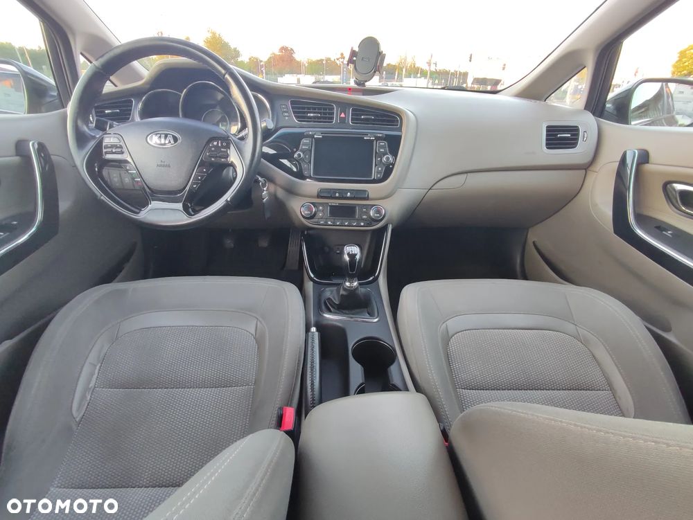 Kia Ceed 1.6 GDI Business Line - 11
