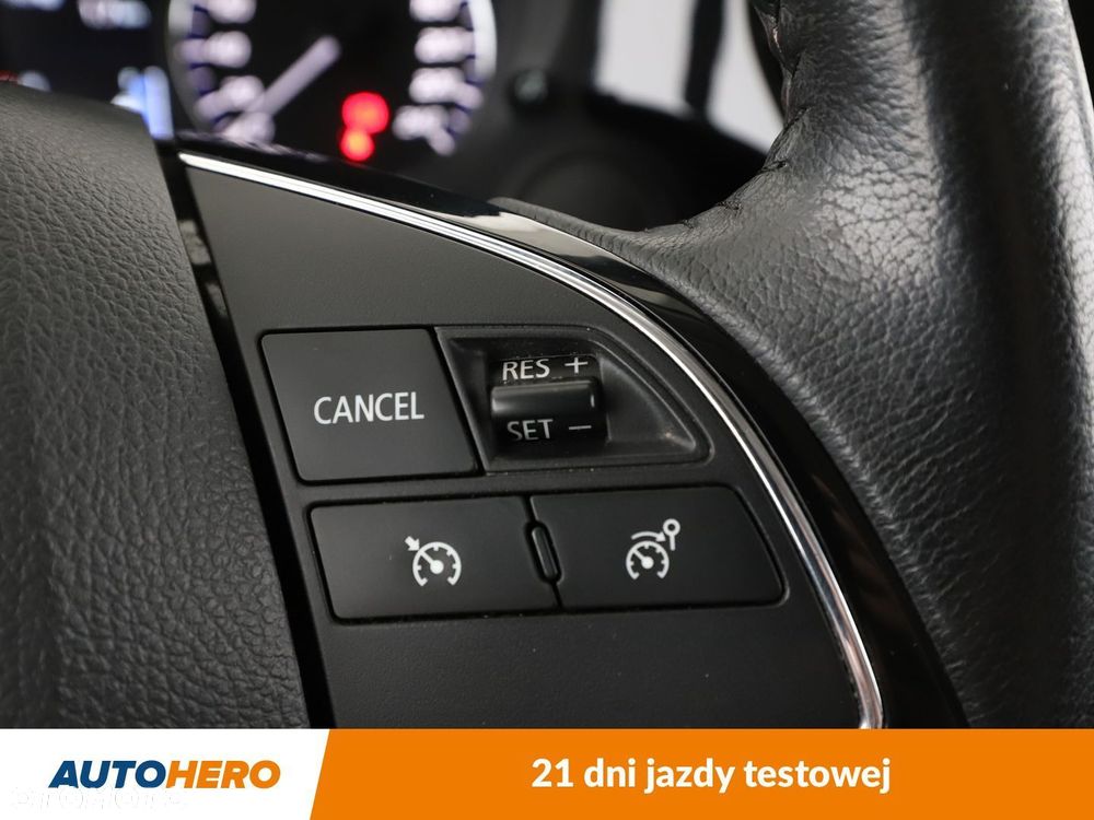 Mitsubishi Outlander - 26