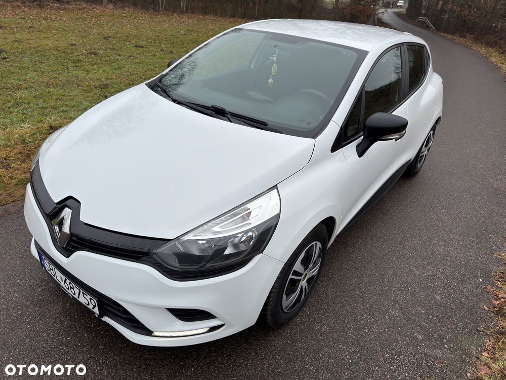Renault Clio - 16