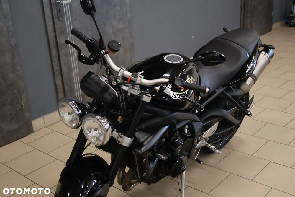 Triumph Street Triple
