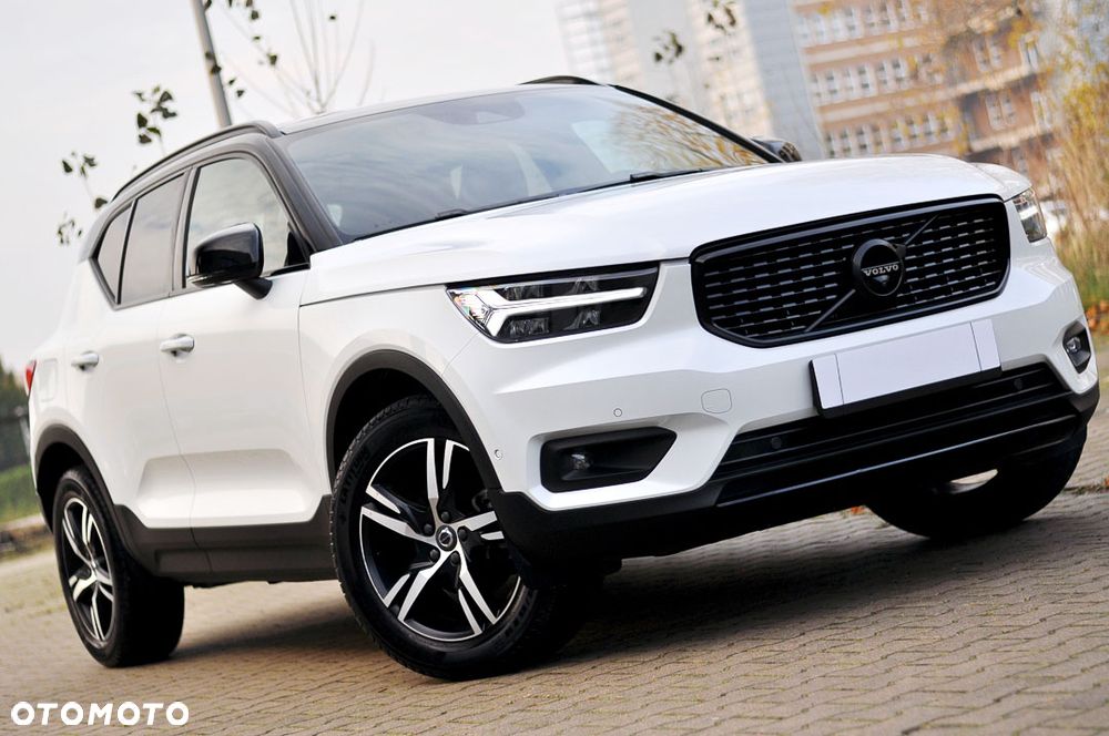 Volvo XC 40 T3 R-Design - 12
