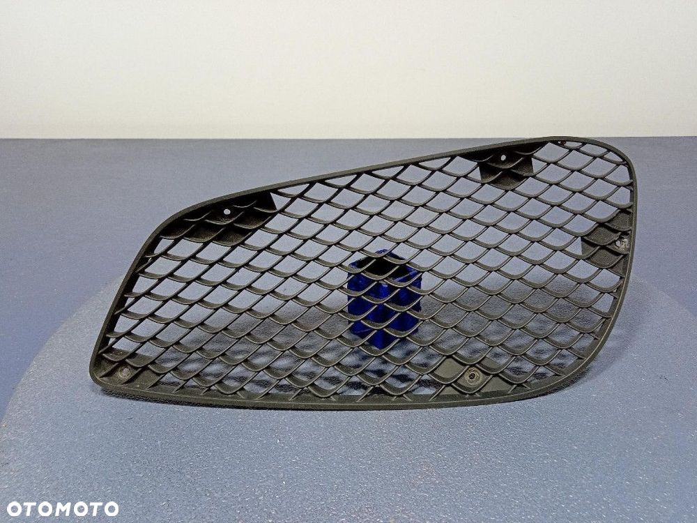 MERCEDES E KLASA W212 LIFT KRATKA ATRAPA ZDERZAKA PRAWY PRZÓD A2128850623 - 1