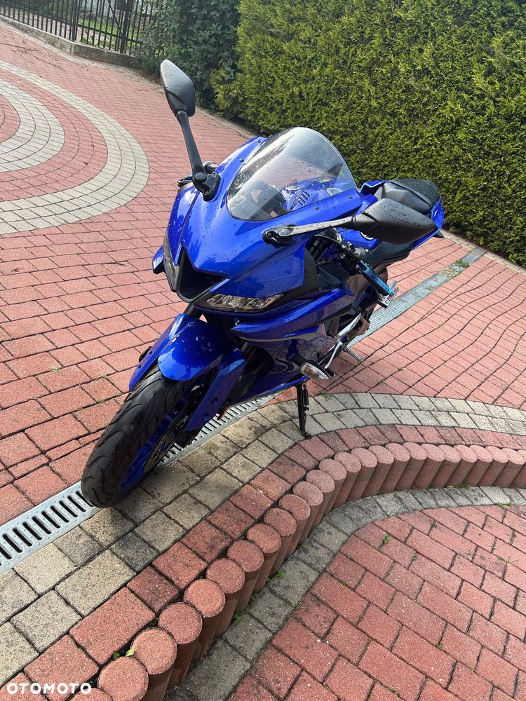 Yamaha R125 - 1