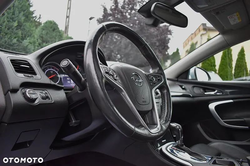 Opel Insignia 1.6 T Executive - 11