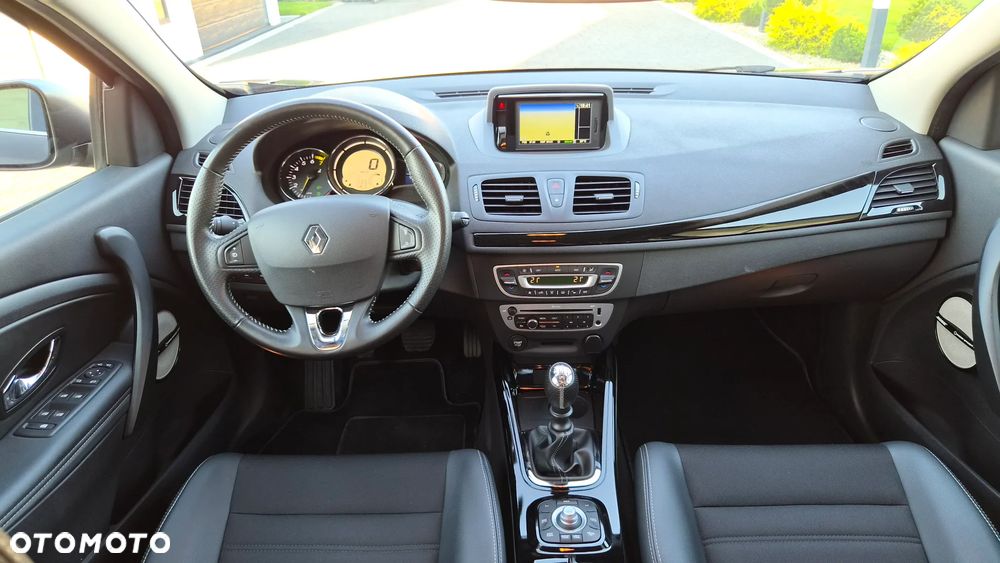 Renault Megane ENERGY TCe 130 BOSE EDITION - 6