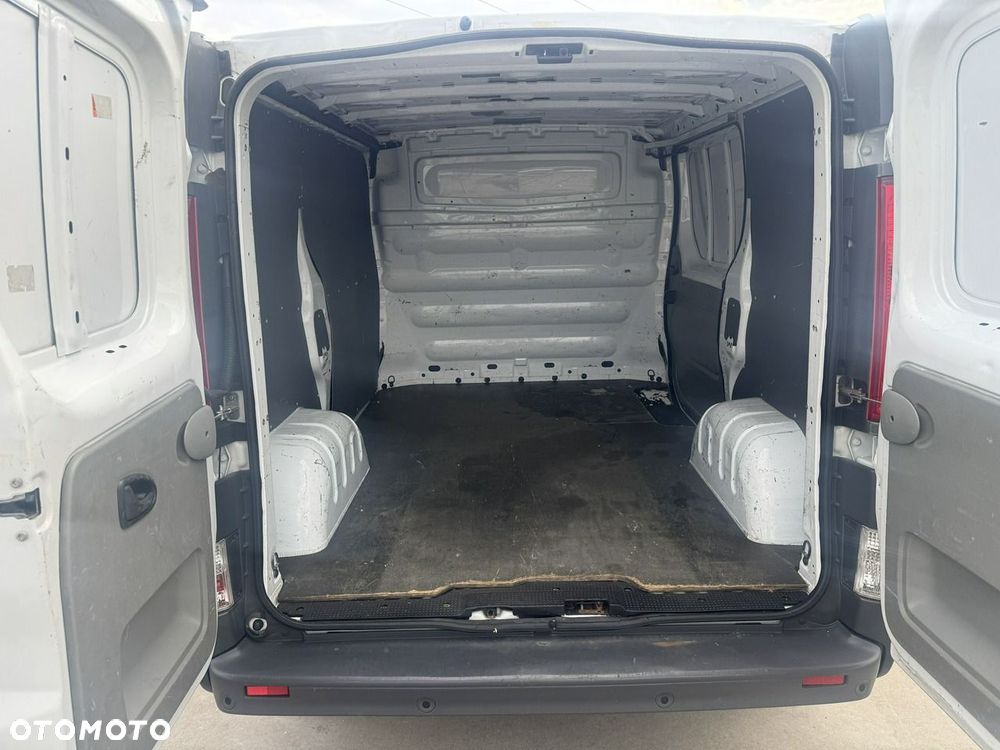 Opel Vivaro - 15
