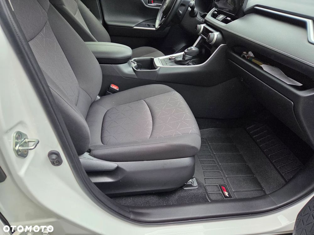 Toyota RAV4 - 14