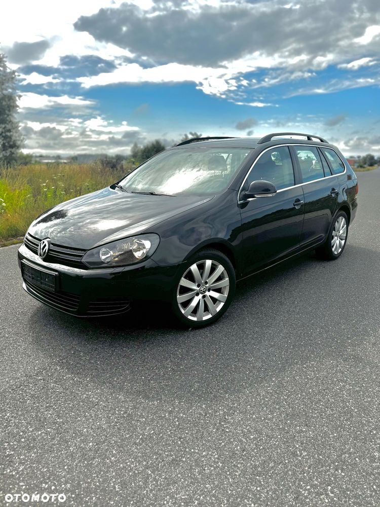 Volkswagen Golf - 1