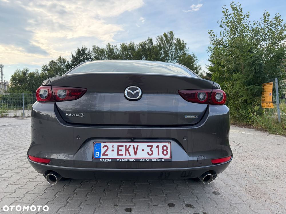 Mazda 3 2.0 mHEV Hikari - 8