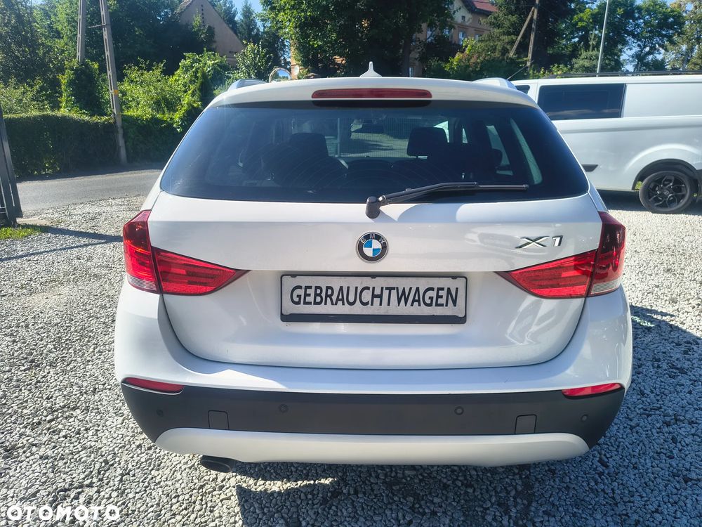 BMW X1 xDrive20d Sport Line - 9