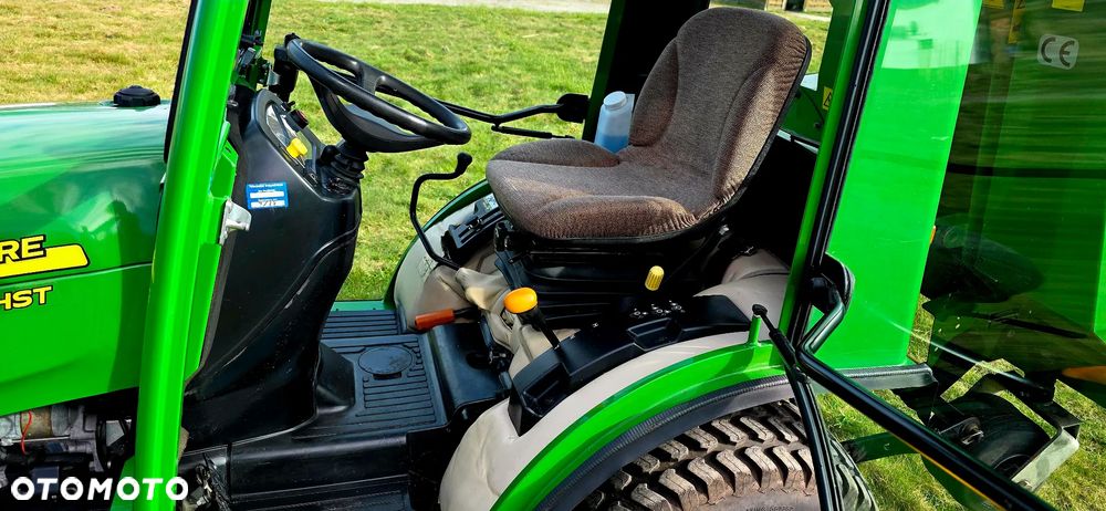 John Deere 2320 HST - 14