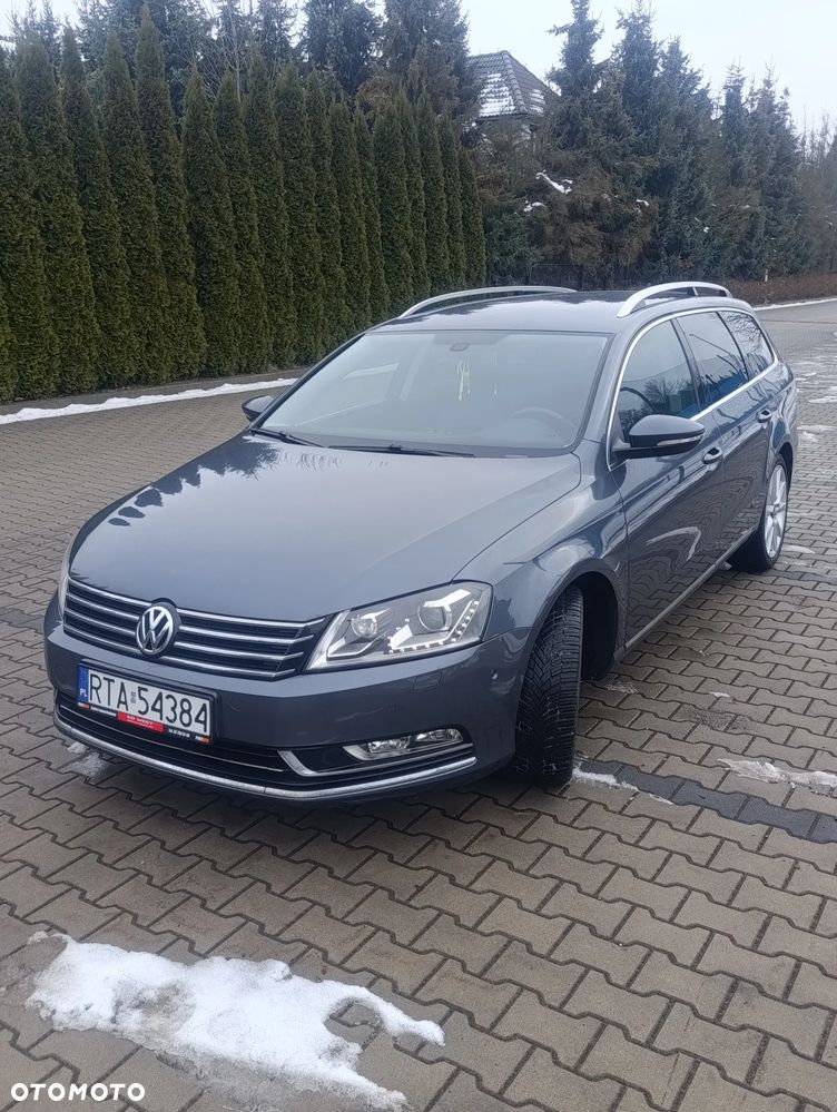 Volkswagen Passat 2.0 TDI Highline - 30