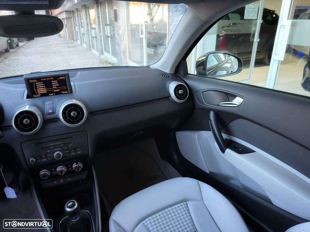 Audi A1 Sportback 1.2 TFSi Advance - 22