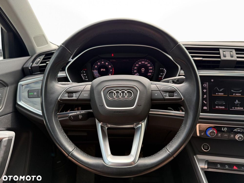 Audi Q3 - 17