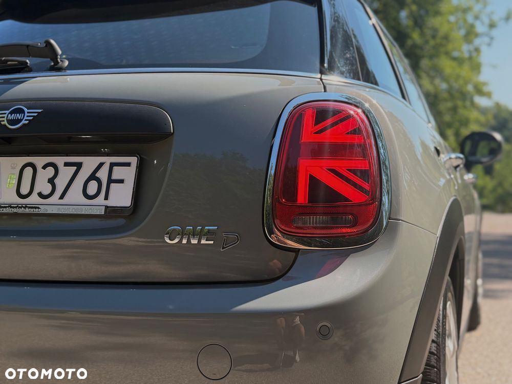 MINI ONE D - 9