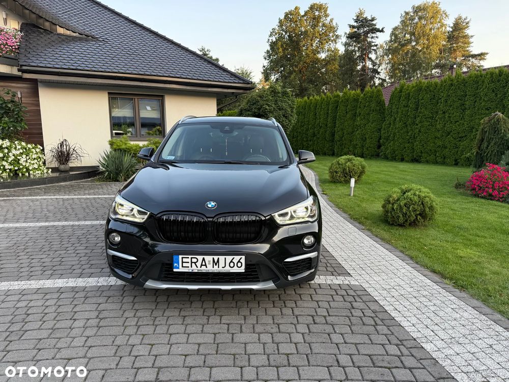 BMW X1 xDrive18d - 13