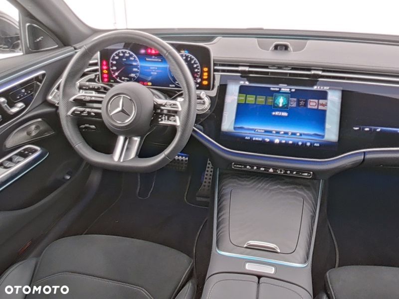 Mercedes-Benz Klasa E 300 de PHEV 4-Matic AMG 9G-Tronic - 7