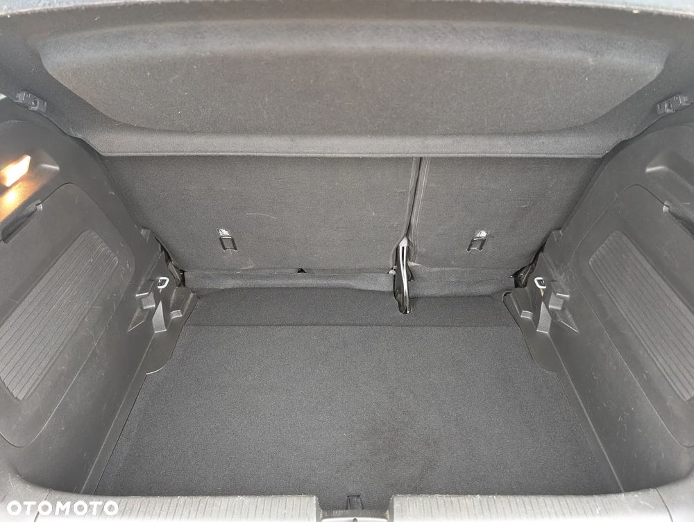 Opel Crossland X 1.2 T 120 Lat S&S - 29