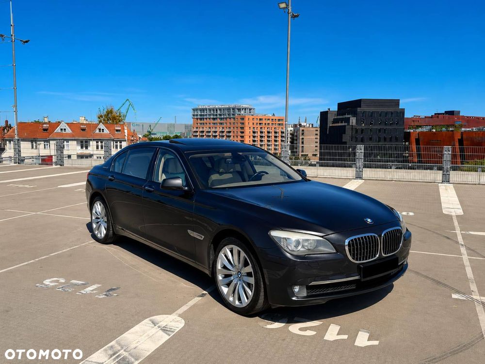 BMW Seria 7 - 15