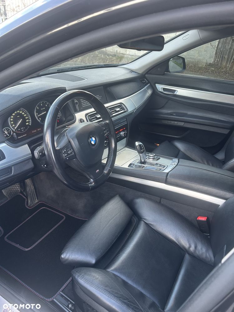 BMW Seria 7 740d - 15