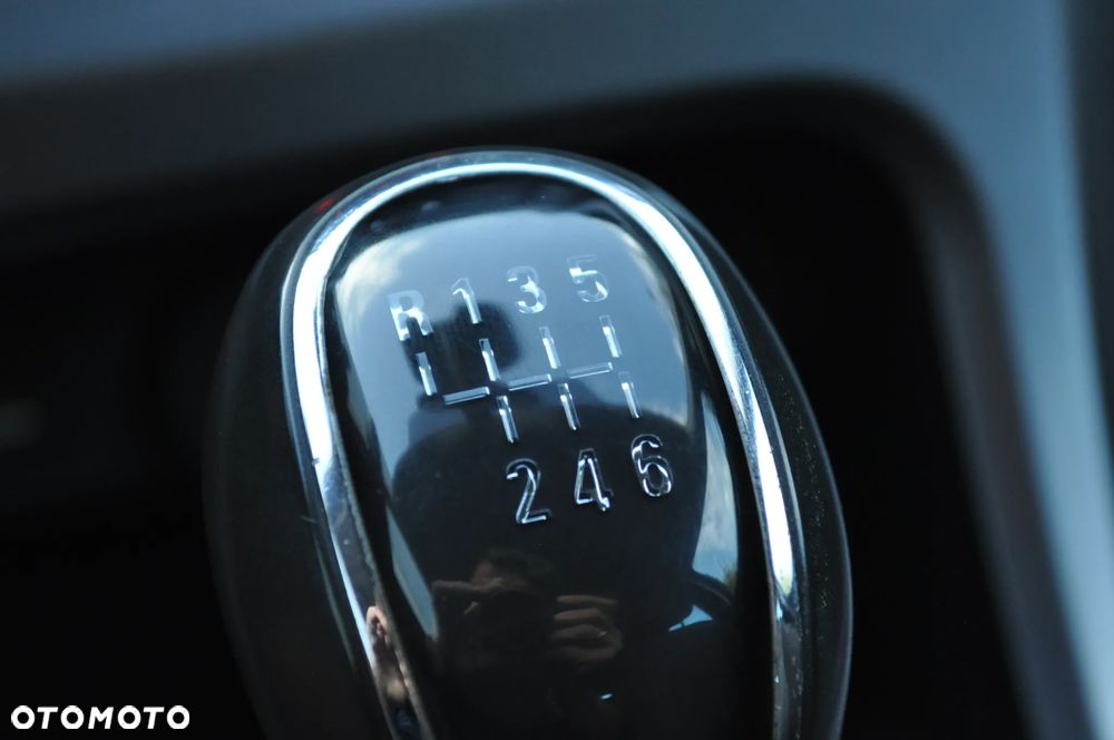 Opel Astra 1.4 Turbo Exklusiv - 29