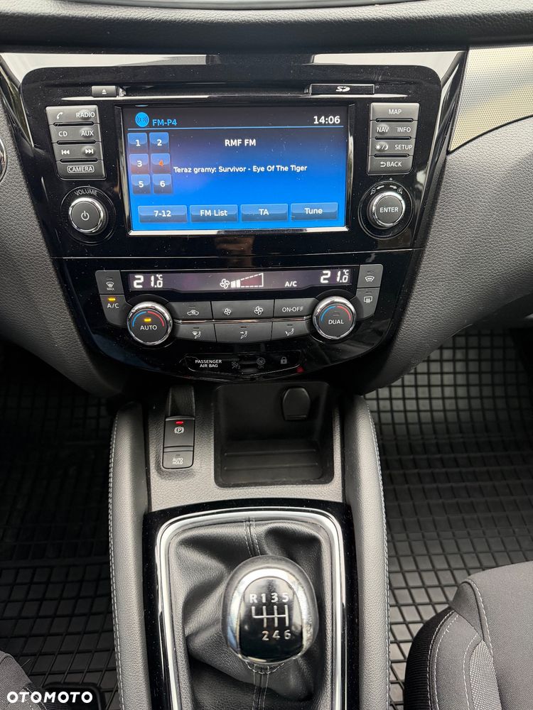 Nissan Qashqai 1.6 DIG-T N-Connecta - 14