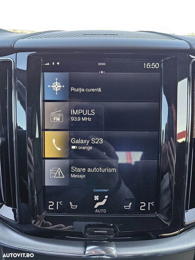 Volvo XC 60 B4 MHEV AWD Momentum Pro - 7