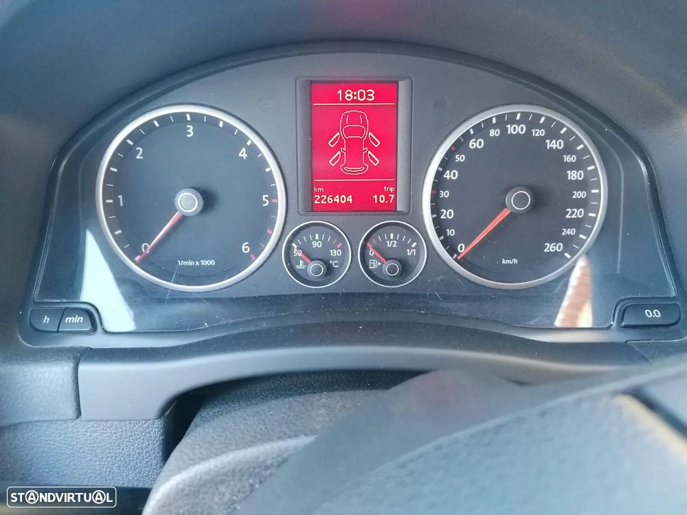 VW Tiguan 2.0 TDI Sport 4Motion - 10